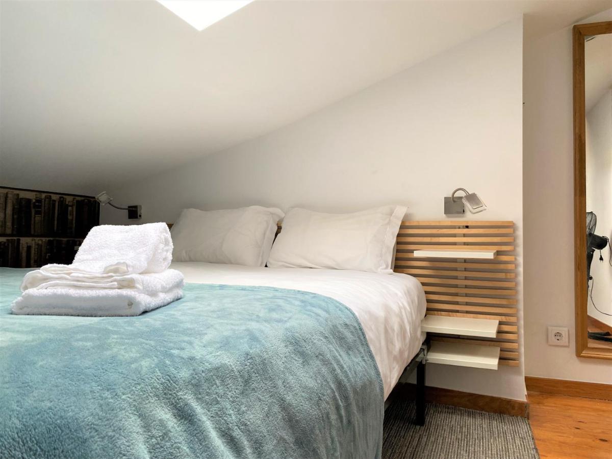 Condessa 2Bdr Duplex By Lovelystay Lisboa Exterior foto